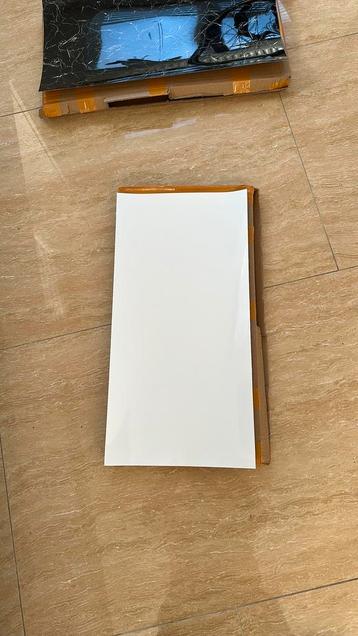 50x 60x30 wit muur | badkamer | keuken | woonkamer | huis beschikbaar voor biedingen