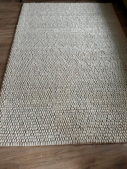 Vloerkleed / tapijt - 225cm x 160cm - beige, Huis en Inrichting, Stoffering | Tapijten en Kleden, Gebruikt, 150 tot 200 cm, 200 cm of meer