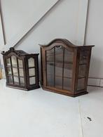 Vintage Vitrinekastjes met Sleutel. Wand vitrine, Ophalen