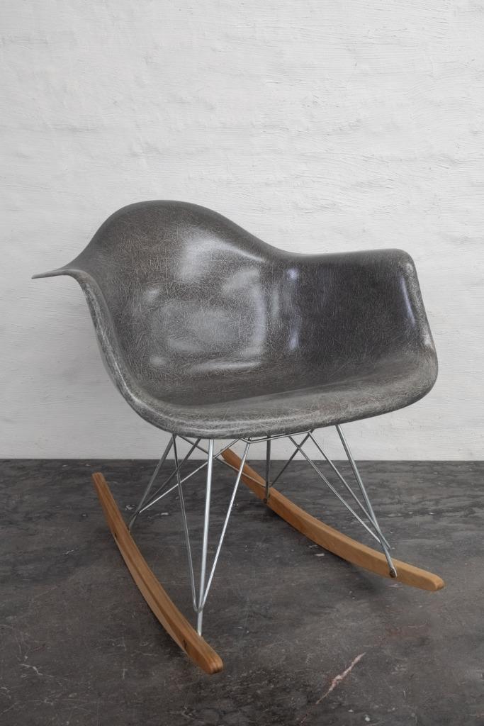 Fibreglass Eames rocking chair Herman Miller, 1968, Huis en Inrichting, Fauteuils, Zo goed als nieuw, Ophalen