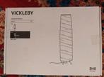 IKEA Vickleby Staande Lamp - Nieuw in Doos, Ophalen of Verzenden, Nieuw, Modern, 100 tot 150 cm