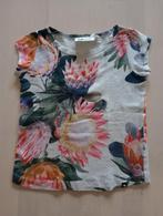 Molo Sugar flowers bloemen T-shirt z.g.a.n. draagmaat 98/104, Kinderen en Baby's, Kinderkleding | Maat 104, Meisje, Ophalen of Verzenden