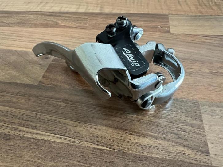 Shimano Alivio voorderailleur triple (3x8 speed), Fietsen en Brommers, Overige Fietsen en Brommers, Zo goed als nieuw, Ophalen of Verzenden