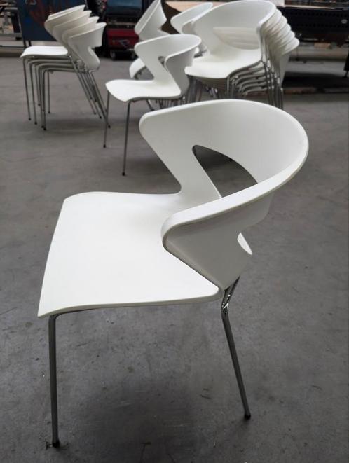 Kastel Kicca stoel 19 stuks, Huis en Inrichting, Stoelen, Zo goed als nieuw, Eén, Kunststof, Wit, Ophalen