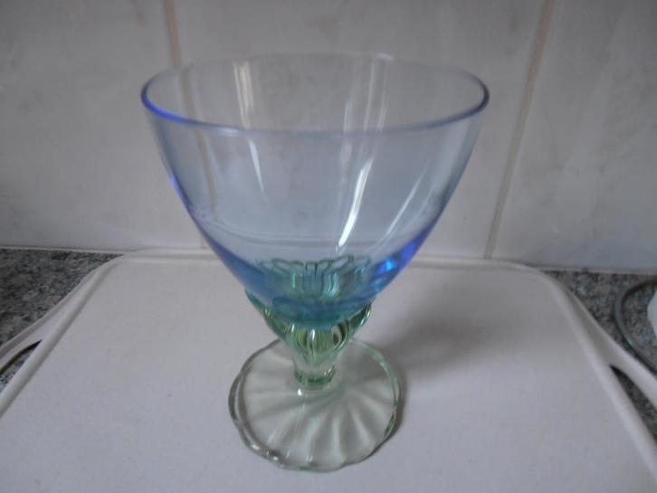 glas - Bormioli Rocco Bahia, Antiek en Kunst, Antiek | Glas en Kristal, Ophalen of Verzenden