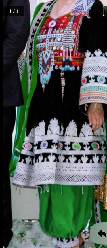 Prachtige Traditionele Jurk, Kleding | Dames, Jurken, Gedragen, Maat 38/40 (M), Zwart, Knielengte, Ophalen of Verzenden