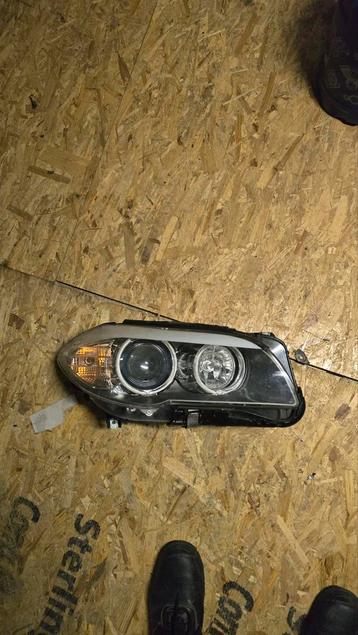 BMW F10/F11 Rechter Koplamp - Vochtprobleem beschikbaar voor biedingen