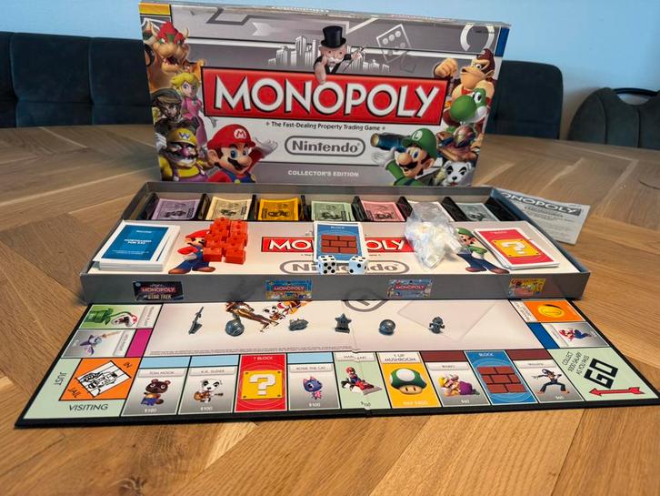 Monopoly Nintendo Collector’s Edition – Compleet, Hobby en Vrije tijd, Gezelschapsspellen | Bordspellen, Gebruikt, Vijf spelers of meer