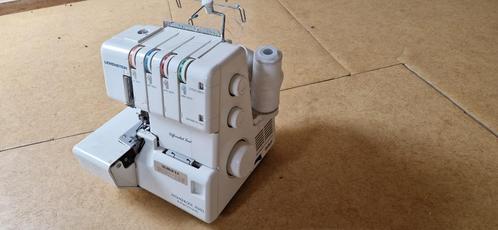 Lewenstein Fashionlook 434D Lockmachine, Hobby en Vrije tijd, Naaimachines en Toebehoren, Zo goed als nieuw, Lockmachine, Overige merken