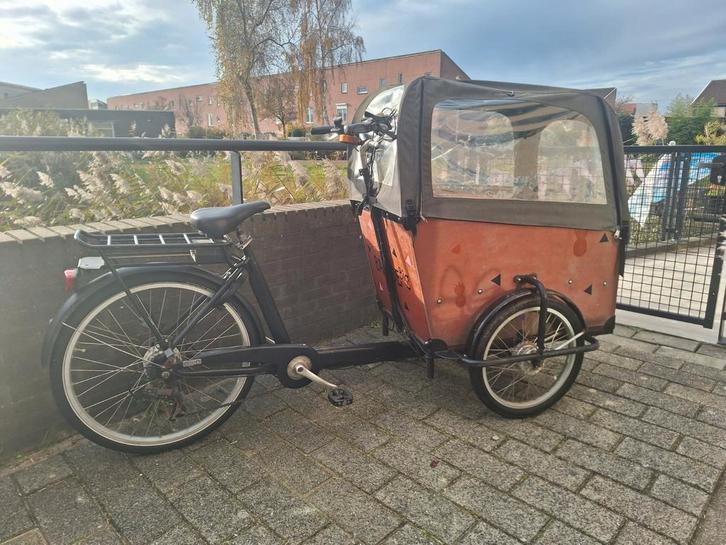 Babboe Big-E Bakfiets met Huif heeft wat liefde nodig, Fietsen en Brommers, Fietsen | Bakfietsen, Gebruikt, Overige merken, 4 kinderen of meer
