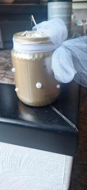 Te koop 10 van deze sierlijke potjes beschikbaar voor biedingen