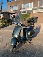 Senzo scooter, Fietsen en Brommers, Snorfietsen en Snorscooters, Overige merken, Ophalen of Verzenden, Zo goed als nieuw, Benzine