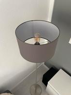 Moderne vloerlamp met grijze kap, Huis en Inrichting, Lampen | Vloerlampen, Ophalen, Zo goed als nieuw, Metaal, 150 tot 200 cm
