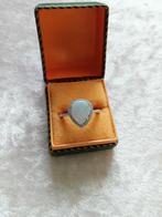 Mooie Zilveren Ring met een Opaal Druppel - maat 17 1/4, Sieraden, Tassen en Uiterlijk, Antieke sieraden, Verzenden, Zilver, Ring