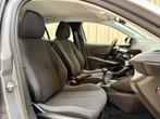 Peugeot 208 1.2 Allure *Carplay* Navigatie / ECC Clima / Cru, Voorwielaandrijving, Gebruikt, Euro 6, Handgeschakeld