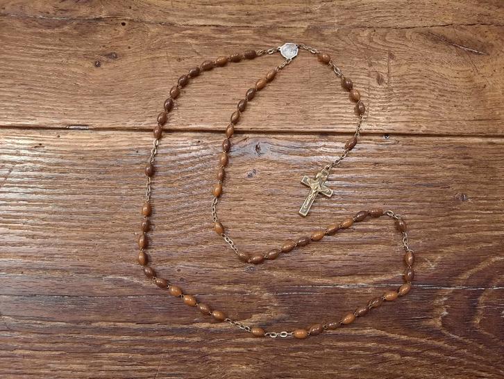 oude bruine stenen paternoster, rozenkrans begin 1900, Antiek en Kunst, Curiosa en Brocante, Ophalen of Verzenden