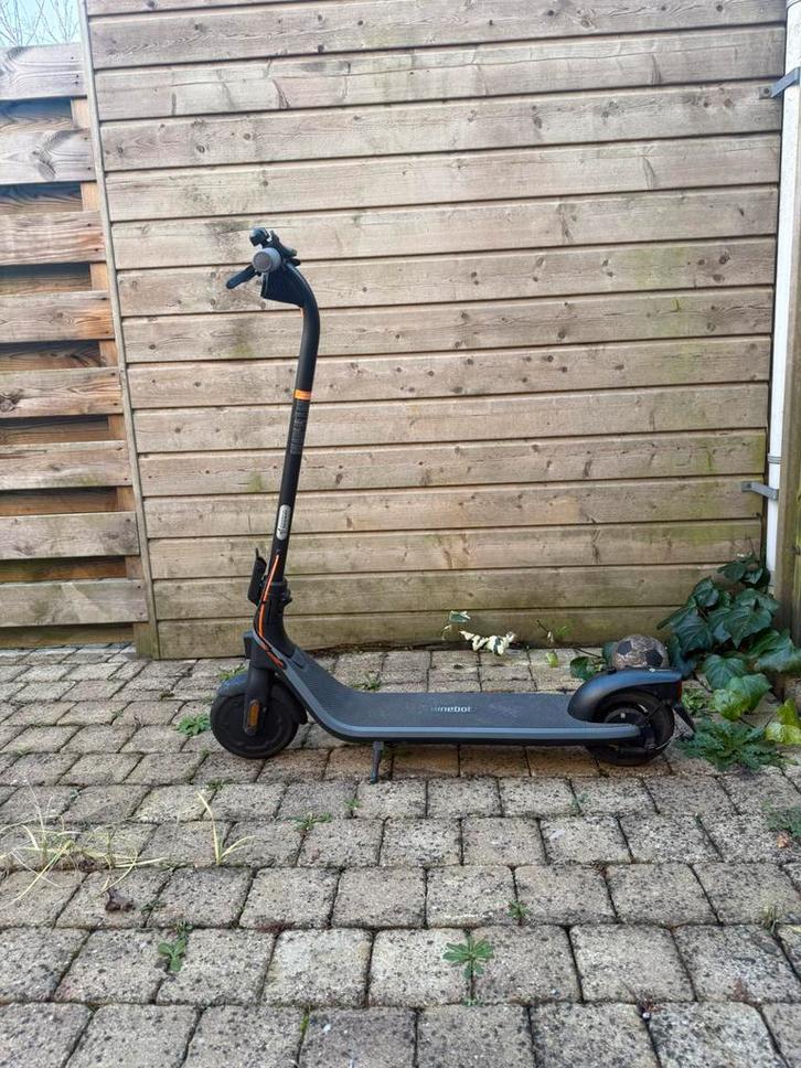 Ninebot Kickscooter E2 Plus, Fietsen en Brommers, Steps, Gebruikt, Elektrische step (E-scooter), Ophalen
