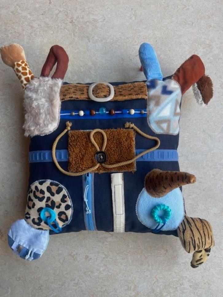 Voelkussen tastkussen friemelkussen - Dementie Alzheimer, Diversen, Verpleegmiddelen, Nieuw, Ophalen of Verzenden