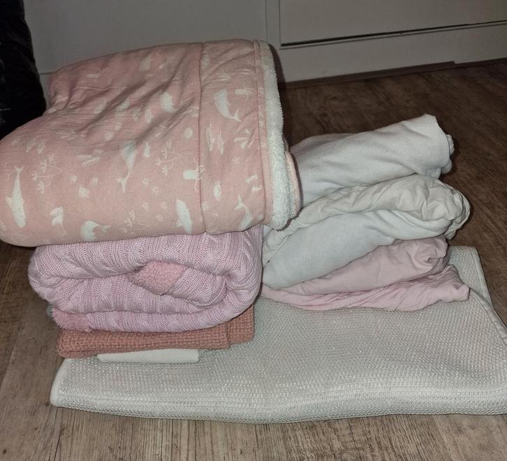 Groot pakket ledikant beddengoed, Huis en Inrichting, Slaapkamer | Beddengoed, Zo goed als nieuw, Deken of Dekbed, Eenpersoons