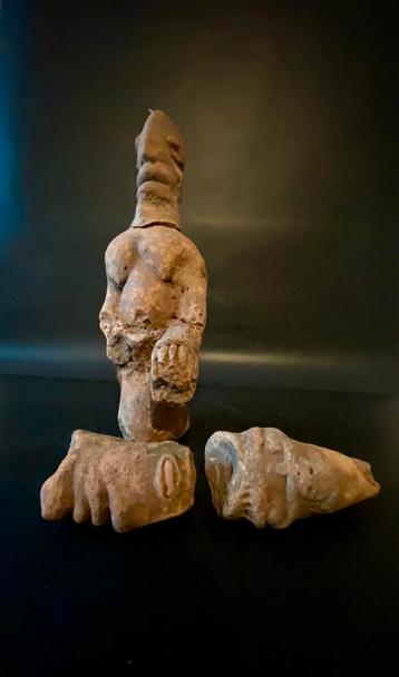 Koma figuur en 2 hoofdfragmenten beschikbaar voor biedingen