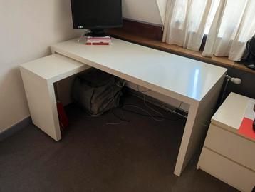 IKEA Malm bureau mit uittrekbaar blad wit