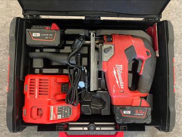 Milwaukee M18 FJS-502X Decoupeerzaag met 2 accu’s beschikbaar voor biedingen