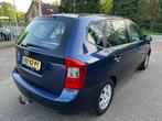 Kia Carens 2.0 CVVT 5-DRS X-tra AIRCO LMV NAVI BL.TOOTH, Auto's, Kia, Voorwielaandrijving, 1998 cc, Stof, 4 cilinders