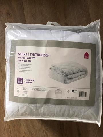4 seizoenen dekbed groot 240 x 200 beschikbaar voor biedingen