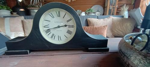 Newgate Engelse tafelklok, pendule, stil uurwerk, Huis en Inrichting, Woonaccessoires | Klokken, Gebruikt, Ophalen of Verzenden