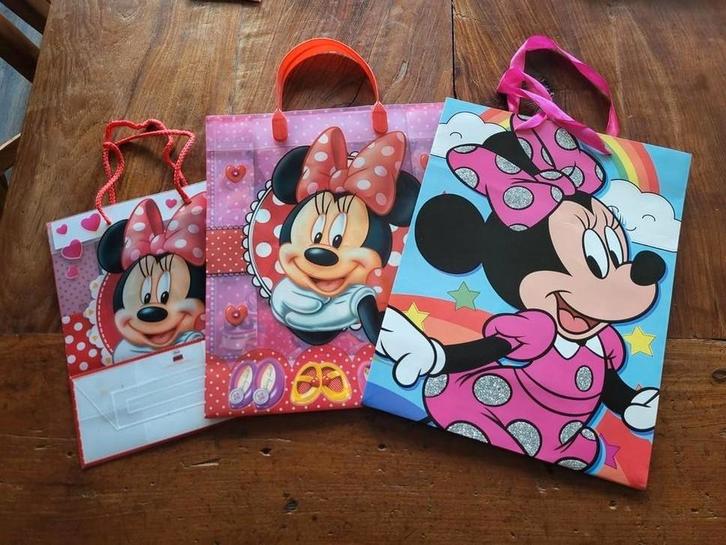 Minnie Mouse Cadeautasjes - 3 stuks, Hobby en Vrije tijd, Feestartikelen, Nieuw, Overige typen, Verjaardag, Ophalen of Verzenden