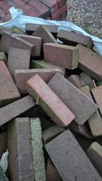 WAALTJES.  BIEDEN, Ophalen of Verzenden, Beton, Klinkers