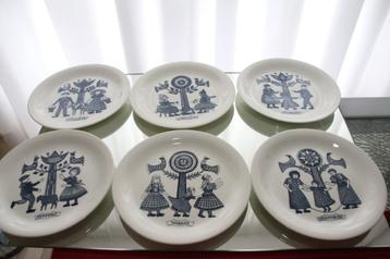 Royal Sfinx klederdracht borden beschikbaar voor biedingen