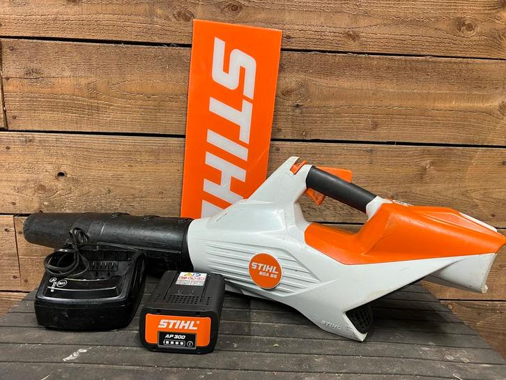 Stihl accu bladblazer set, Tuin en Terras, Hand-tuingereedschap, Gebruikt, Ophalen