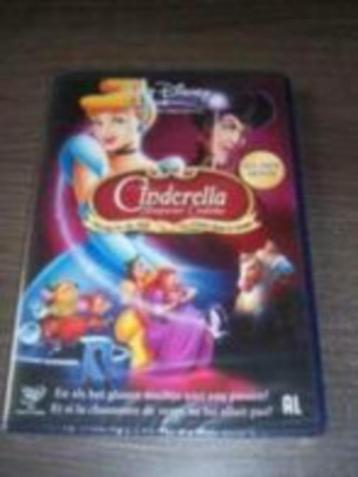 Walt Disney CINDERELLA Terug in de Tijd in nieuwstaat 1-disc beschikbaar voor biedingen