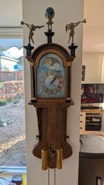 Friese staartklok met maanstand, Ophalen
