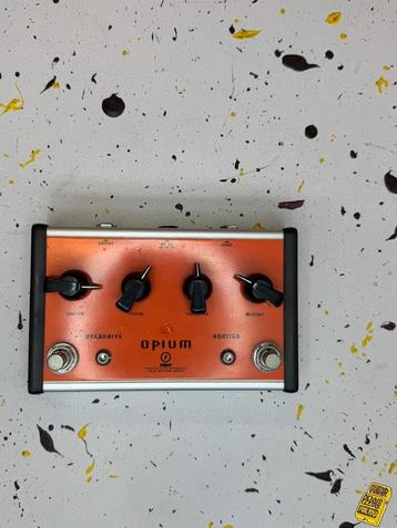 3YR Deal - Shiny Guitar Gear Opium overdrive and booster beschikbaar voor biedingen