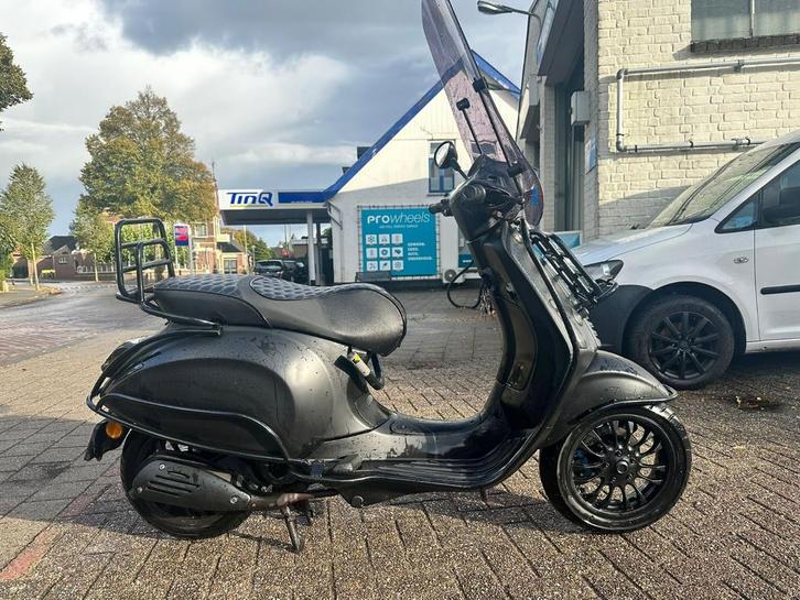 Vespa sprint full option 11574km, Fietsen en Brommers, Brommeronderdelen | Scooters, Ophalen of Verzenden