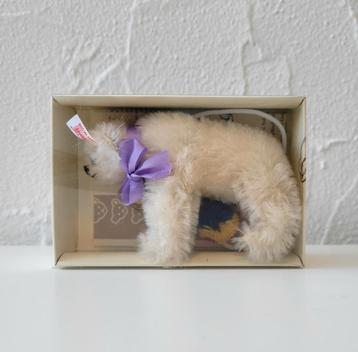 Exclusieve kleine IJsbeer van STEIFF in originele verpakking beschikbaar voor biedingen