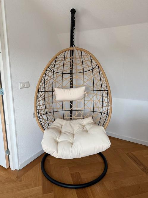 Hangstoel / egg chair, Huis en Inrichting, Stoelen, Zo goed als nieuw, Eén, Riet of Rotan, Stof, Bruin, Ophalen