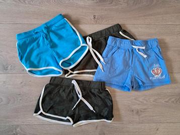 Kledingpakket zomer meisje 4x korte broek short maat 116 beschikbaar voor biedingen