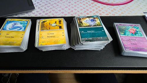 151 bulk, Hobby en Vrije tijd, Verzamelkaartspellen | Pokémon, Zo goed als nieuw, Meerdere kaarten, Foil, Ophalen of Verzenden