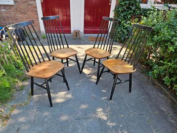 Vintage Pastoe Tapiovaara spijlen stoelen  set van 4 beschikbaar voor biedingen