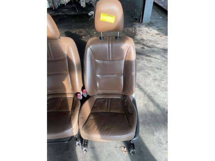 Stoel links van een Kia Sorento, Auto-onderdelen, Interieur en Bekleding, Kia, Gebruikt, 3 maanden garantie, Ophalen of Verzenden