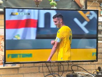 salora led 32inch tv incl de voetjes beschikbaar voor biedingen