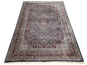 Handmade Persian wool Bidjar carpet medallion blue 178x271cm beschikbaar voor biedingen