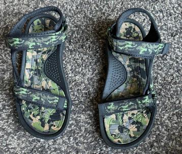 Nieuwe sandalen maat 38 beschikbaar voor biedingen