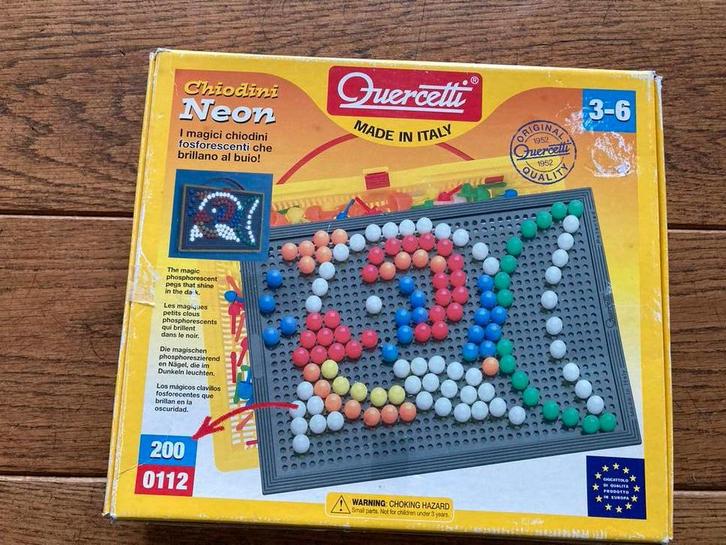 Quercetti Chiodini Neon - Creatief Speelgoed, Kinderen en Baby's, Speelgoed | Educatief en Creatief, Gebruikt, Knutselen, Met licht