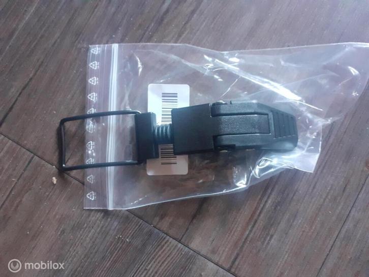 Tankbeugel tankclip tanksluiting NIEUW Monster Supersport SS, Motoren, Onderdelen | Ducati, Nieuw, Ophalen of Verzenden