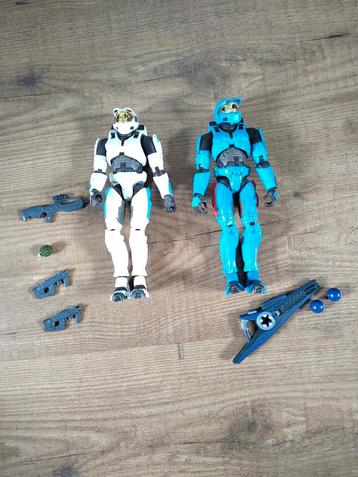 Halo 2 series 2 White en series 7 Cyan Spartan beschikbaar voor biedingen
