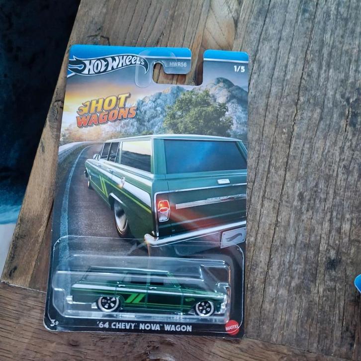 Hot Wheels Hot Wagons ‘64 Chevy Nova Wagon, Hobby en Vrije tijd, Modelauto's | Overige schalen, Nieuw, Auto, Ophalen of Verzenden